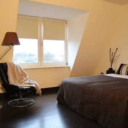 Bar-bistro-hotel Dok Hotel