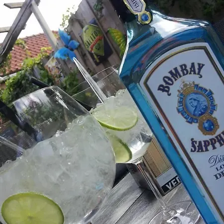 Bar-bistro-hotel Dok