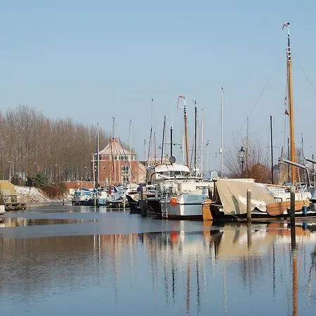 Hotel Bar-bistro-hotel Dok Steenbergen (North Brabant)