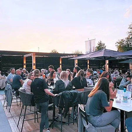 Bar-bistro-hotel Dok Отель