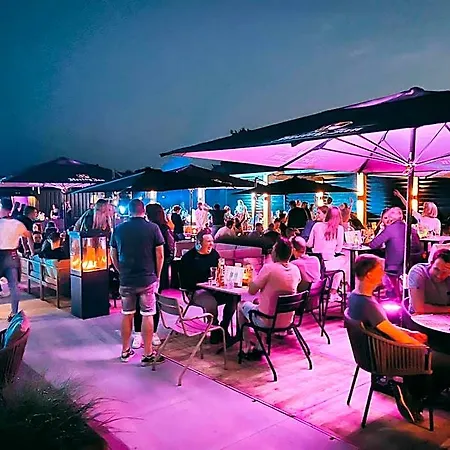 Bar-bistro-hotel Dok Отель 3*