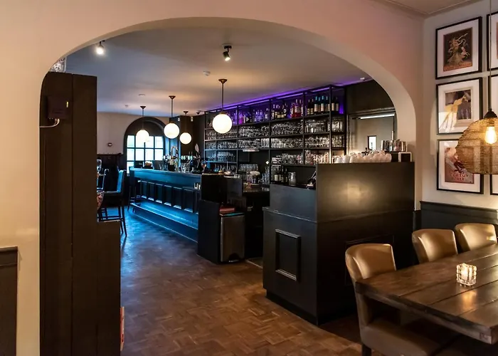 Bar-bistro-hotel Dok 3*