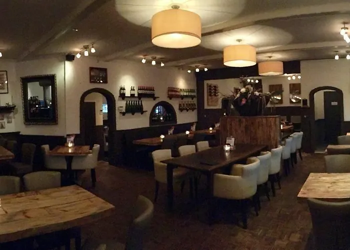 Bar-bistro-hotel Dok Hotel 3*