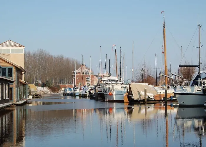 Hotel Bar-bistro-hotel Dok Steenbergen (North Brabant)