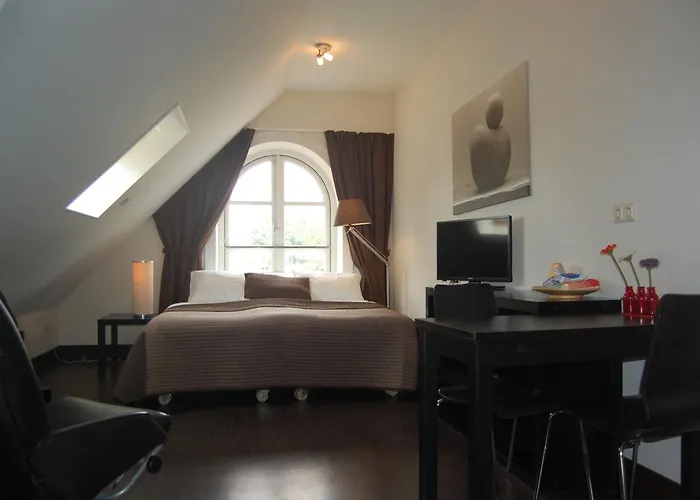 Bar-bistro-hotel Dok Otel 3*