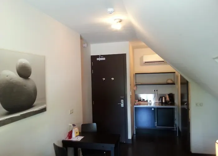 Bar-bistro-hotel Dok Otel