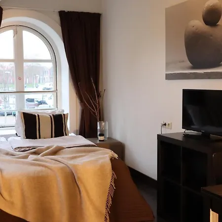 Bar-bistro-hotel Dok Hotel Steenbergen (North Brabant)