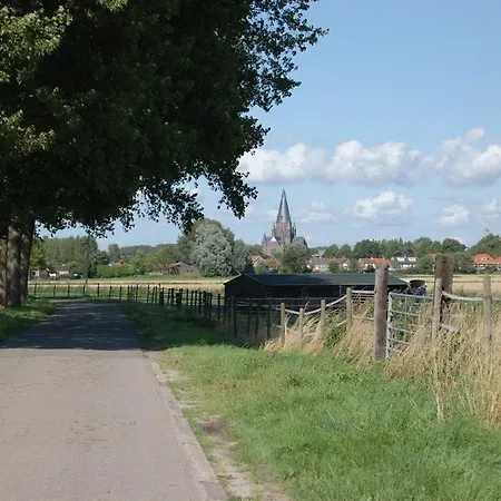 Bar-bistro-hotel Dok Hotel Steenbergen (North Brabant)