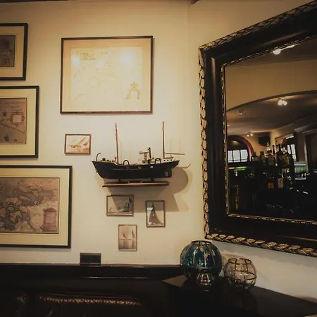 Bar-bistro-hotel Dok 3*