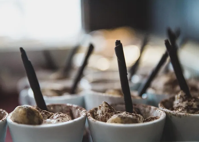 Bar-bistro-hotel Dok Hotel